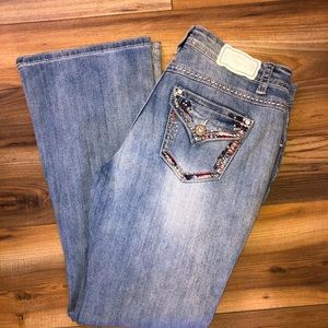 Never worn Shyanne jeans. Size 32